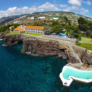 Albatroz & Yacht Club Santa Cruz (Madeira)